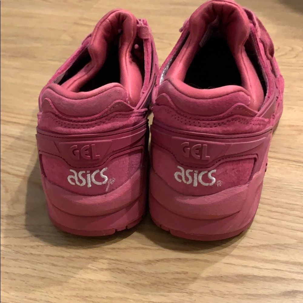 ASICS sneakers - Picture 3 of 5